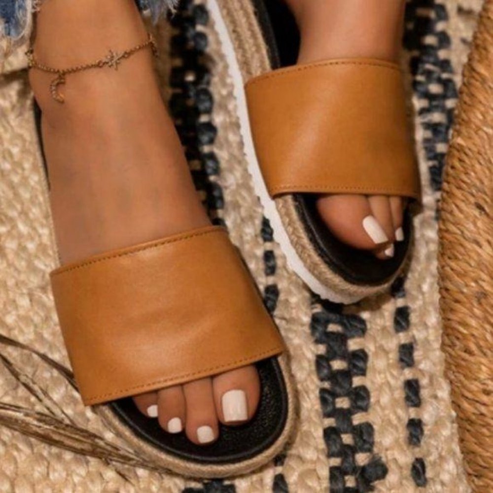 !! NEW !! Tan Espadrille Slides - Picture 2 of 5